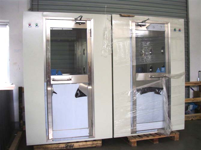 Air Shower Photos & Pictures 1654851179